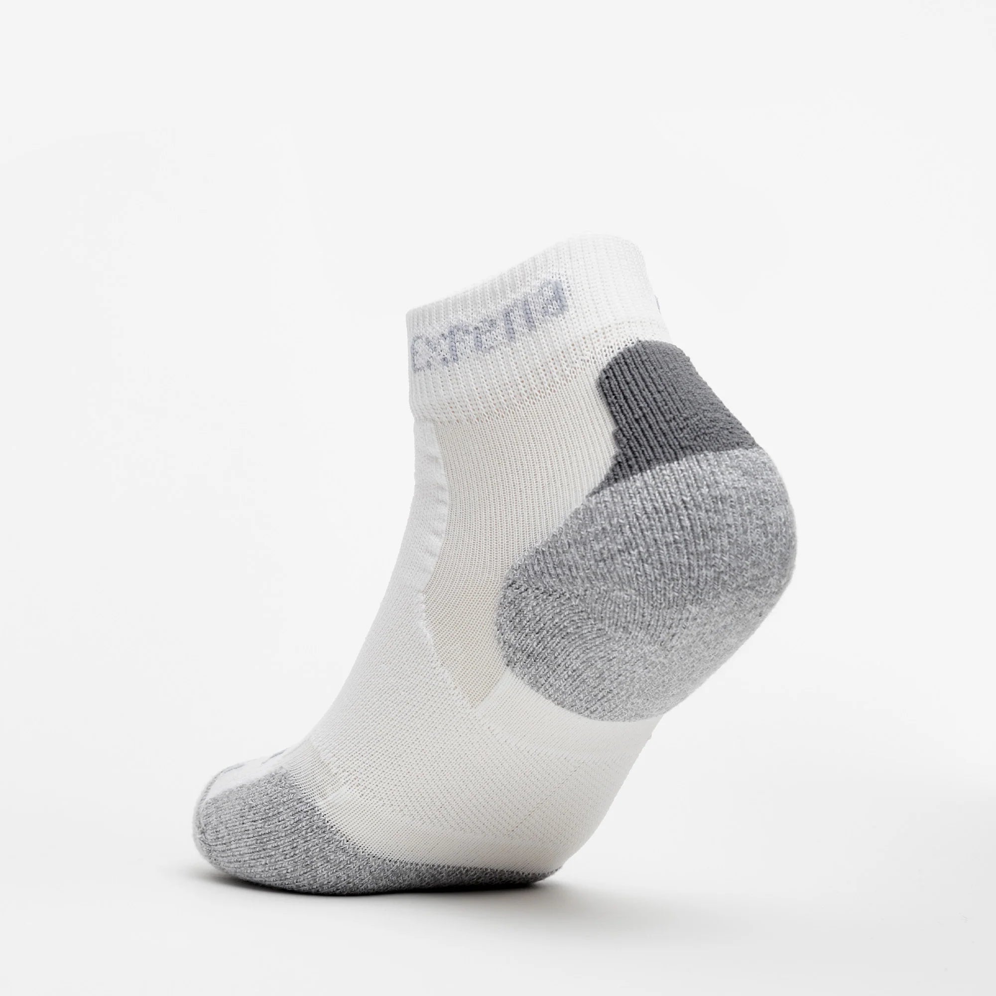 Thorlo Experia TECHFIT Light Cushion Ankle Socks (XCMU) - White