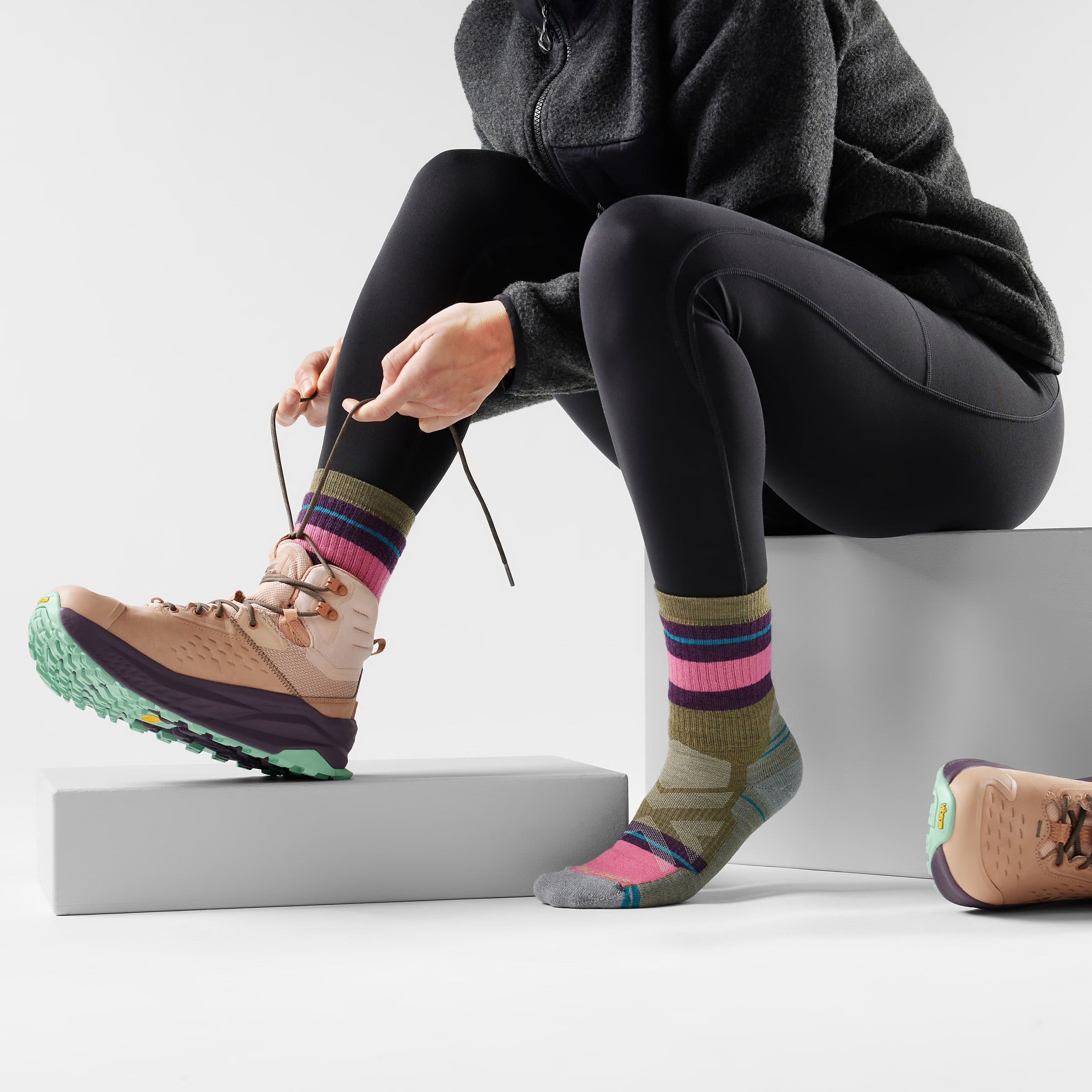 Smartwool Women's Hike Cushioned Saturnsphere Socks - Winter Moss