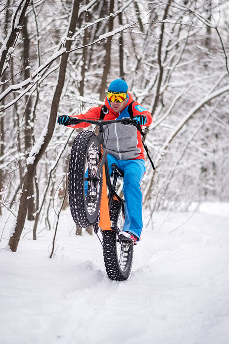 The Grind: The Art of the Warmth - Choosing the Right Sock for Cold Weather