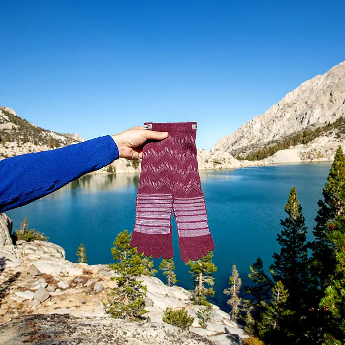 Injinji Outdoor Midweight Merino Wool Crew - Garnet