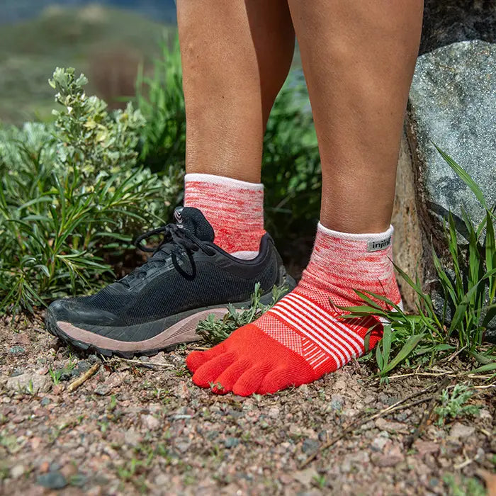 Injinji TRAIL Women's Mini Crew - Hibiscus
