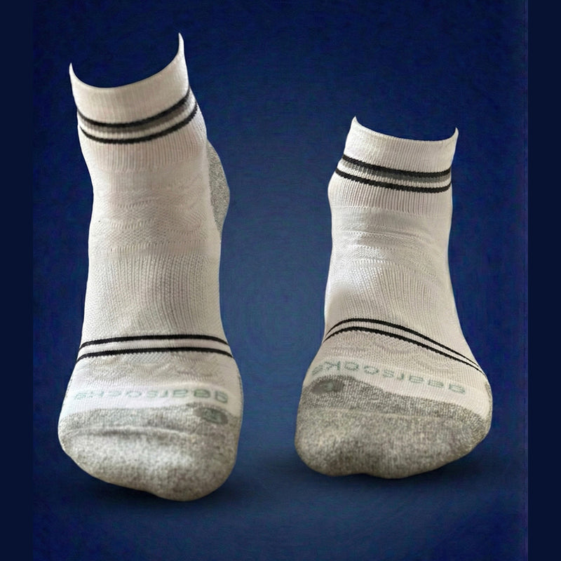 GearSocks Blister-Free Bamboo Run Socks - White Mini Crew