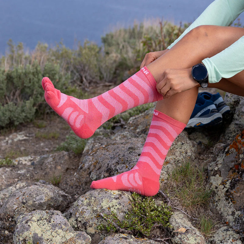 Injinji Women's Ultra RUN Crew - Coral