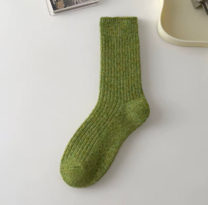 ‘The Hug’ Cashmere Comfort Socks - Moss