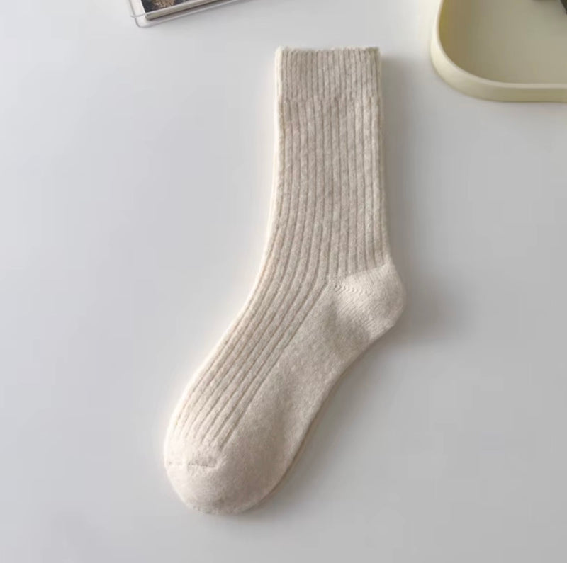 ‘The Hug’ Cashmere Comfort Socks - Warm Vanilla