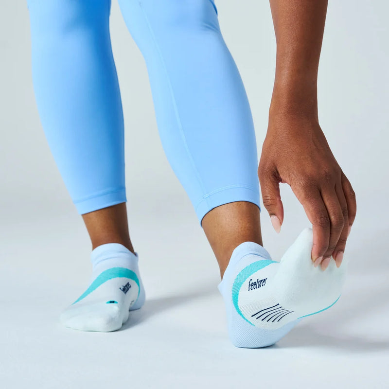 Feetures! ELITE Light Cushion No Show - Glacier Mist