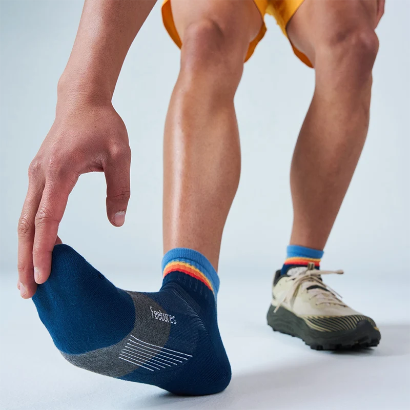 Feetures! TRAIL Max Cushion Quarter - Tectonic Navy
