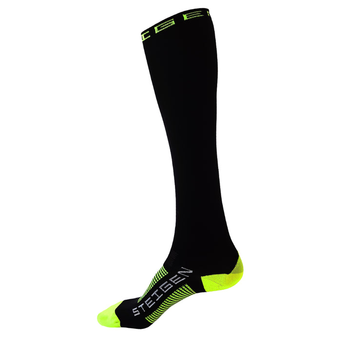 Steigen Knee High Running Socks - Black